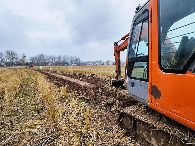 智能挖土機引導系統 EMG100